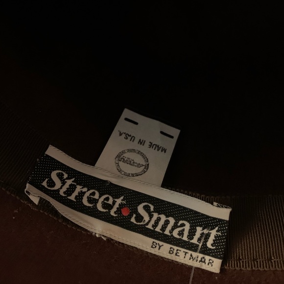 Vintage Wool Bow Painted Feather Hat - Picture 4 of 7